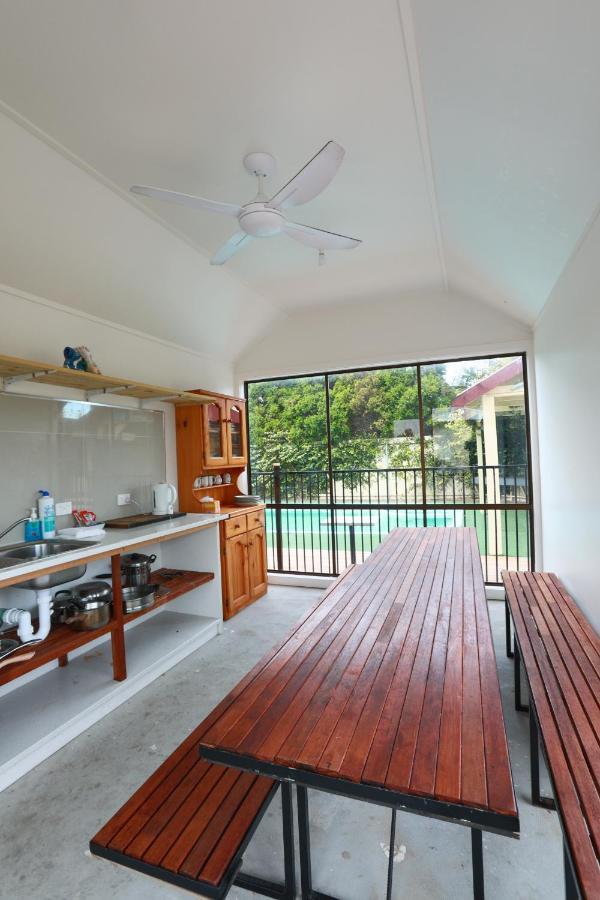The Esplanade Motel Lakes Entrance Exterior photo